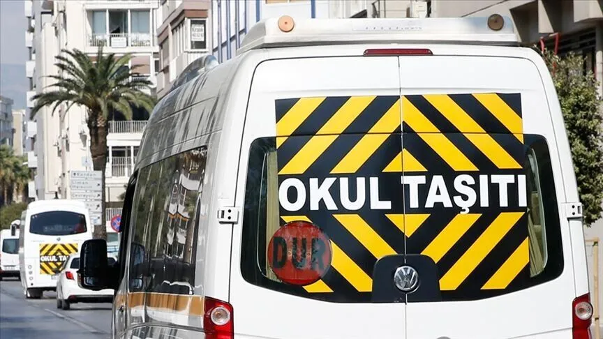 Velilere korsan okul servisi ve ücret uyarısı