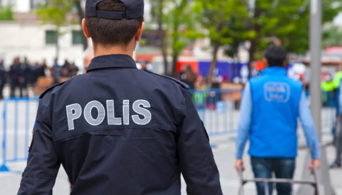 Kahramanmaraş İl Emniyet Müdürlüğü Narkotik Suçlarla Mücadele Şube Müdürlüğü ekipleri,