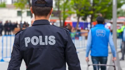 Kahramanmaraş İl Emniyet Müdürlüğü Narkotik Suçlarla Mücadele Şube Müdürlüğü ekipleri,
