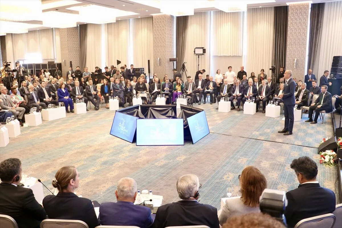 Uraloğlu: Denizcilikte yeşil dönüşüm hızlanacak