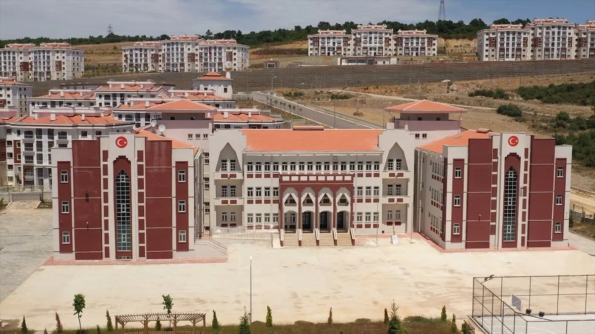 TOKİ eğitim yatırımlarıyla 31 bin 782 dersliği hizmete sundu