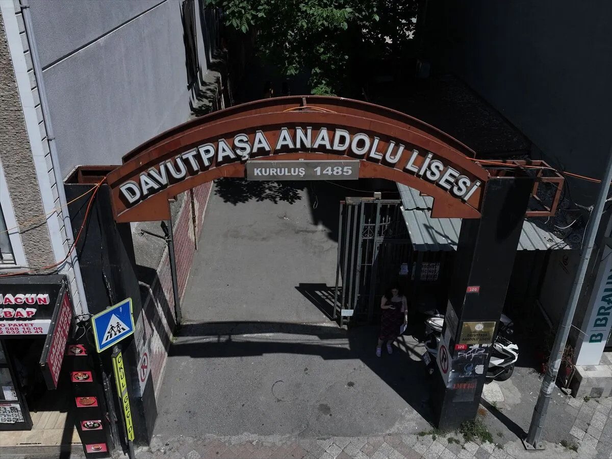 1485'te başlayan eğitim yolculuğu bugün de sürüyor