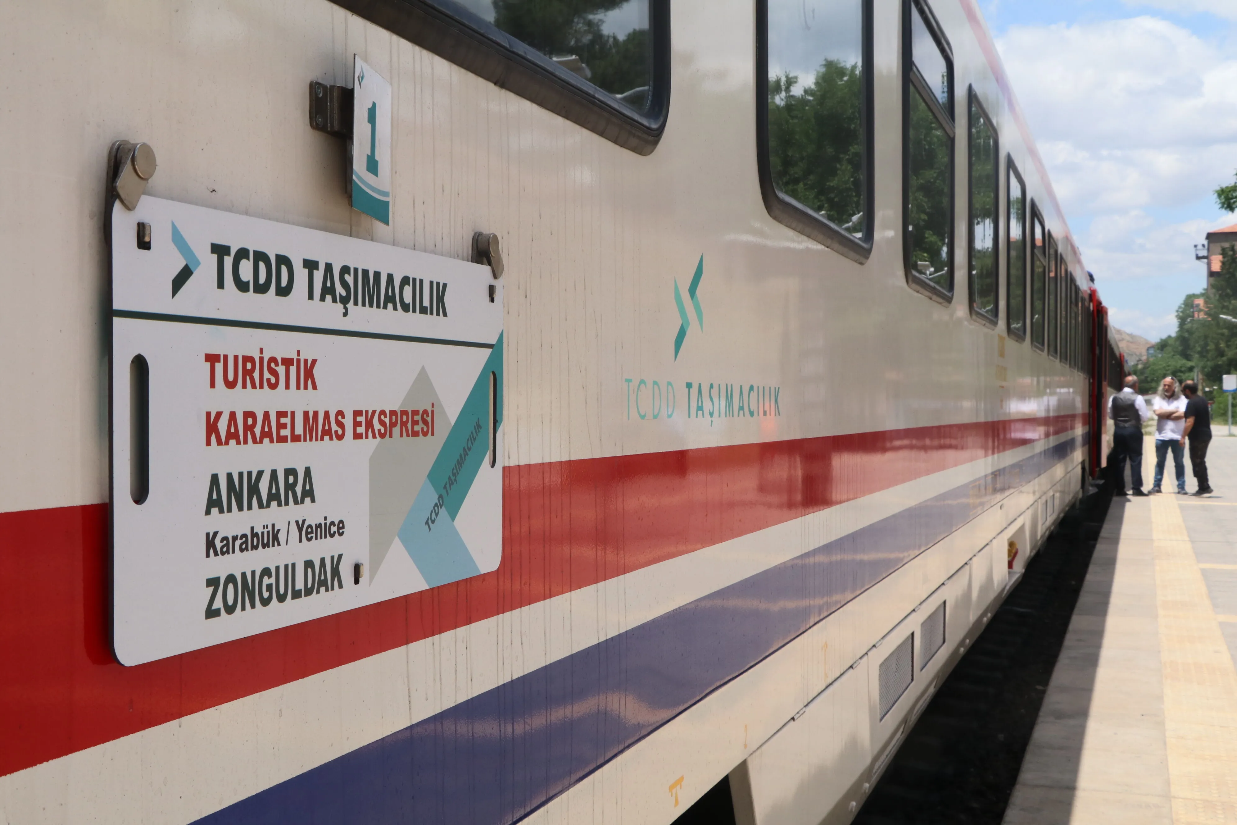 Turistik Karaelmas Ekspresi seferleri 2 Ekim'de başlayacak
