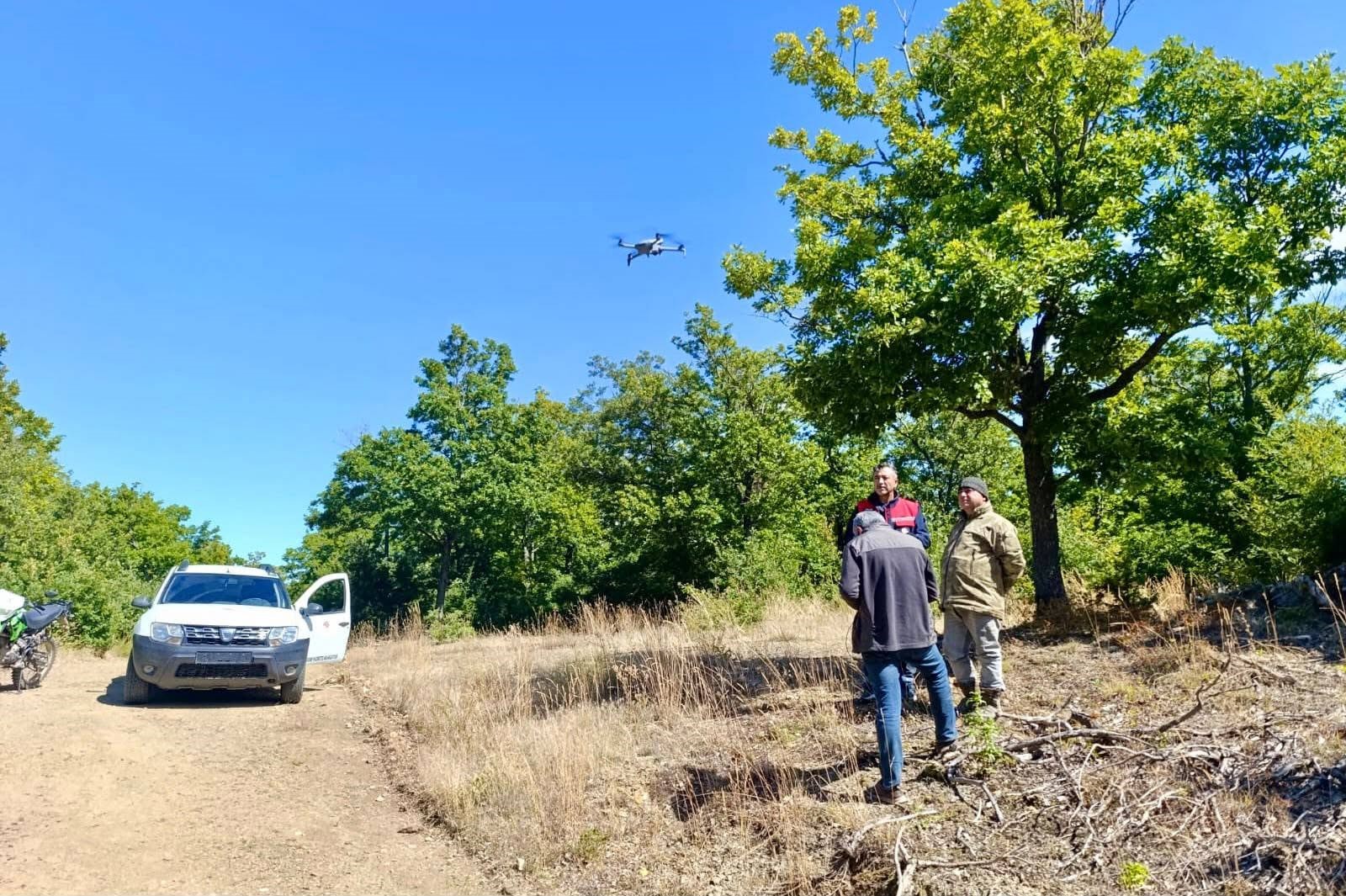 9 büyükbaş kayboldu, ekipler dronla izlerini buldu