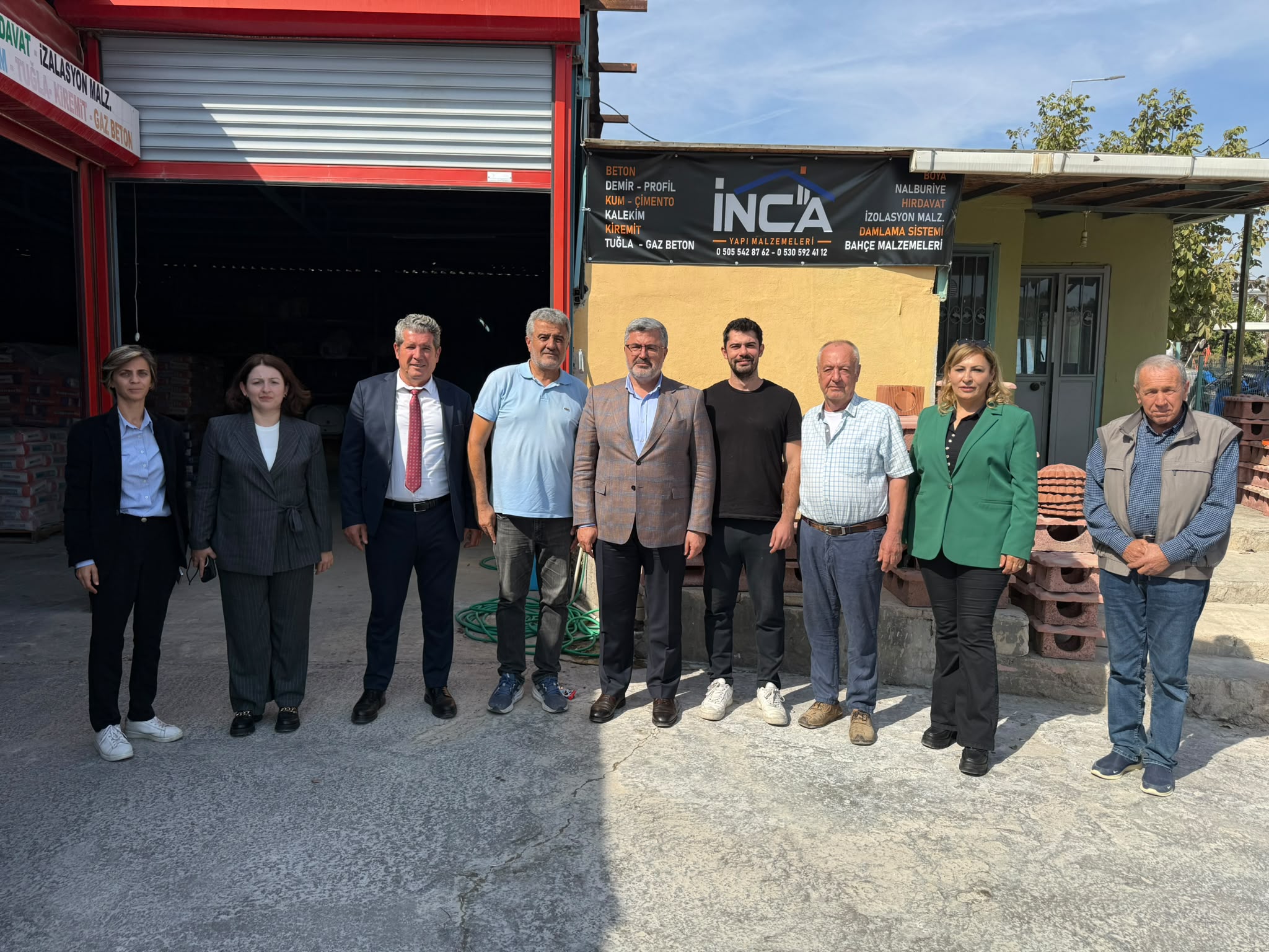 Ali Özkaya, İzmir Foça’da esnaf ve vatandaşlarla buluştu