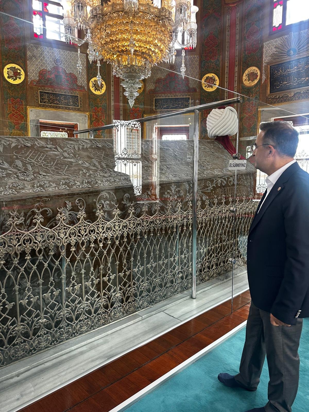 Hasan Arslan’dan İstanbul’da manevi ziyaretler