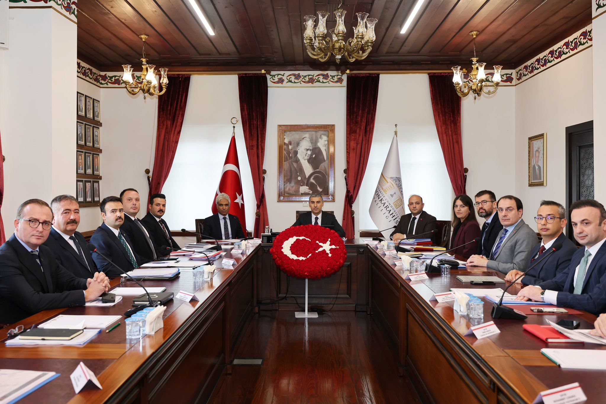 Vali Aktaş başkanlığında sosyal yardım ve sosyal hizmet toplantısı