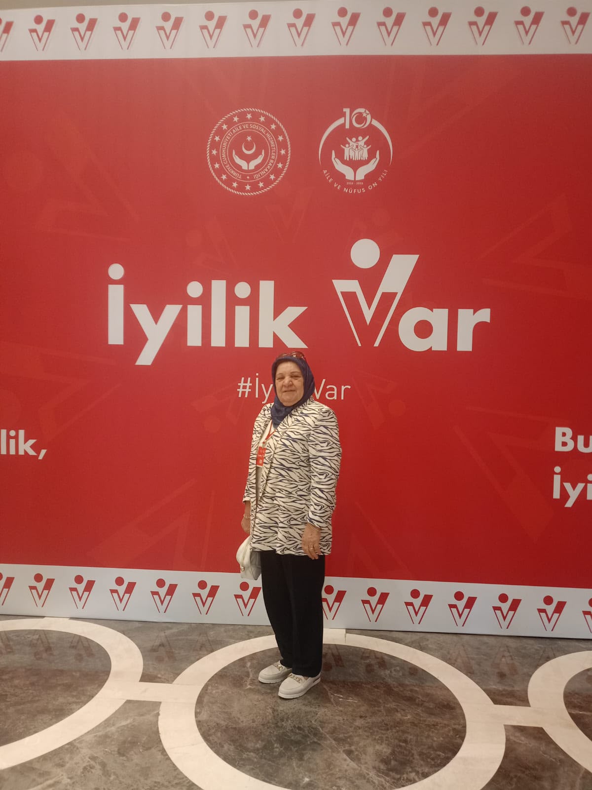 Gül Anneler Derneği’ne “İyilik Var” ödülü