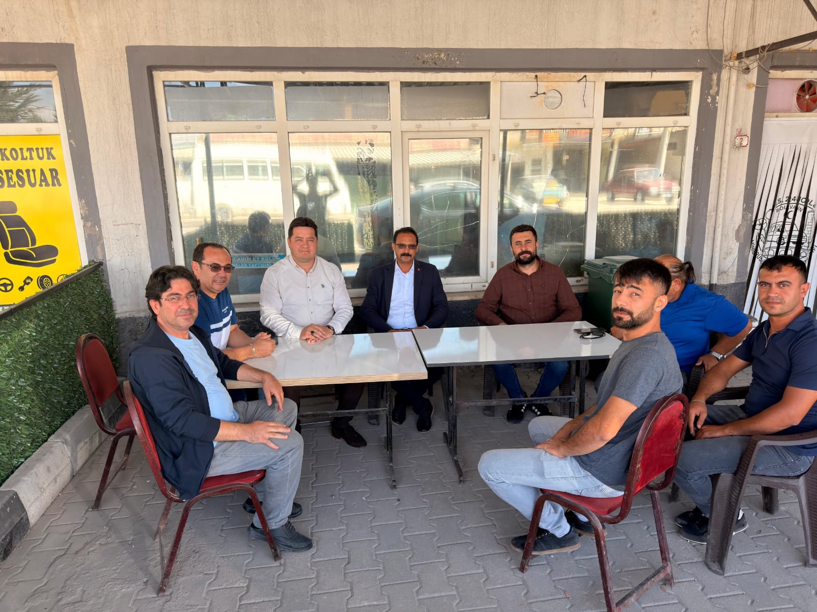 Başkan Aynacı minibüsçü esnafıyla bir araya geldi