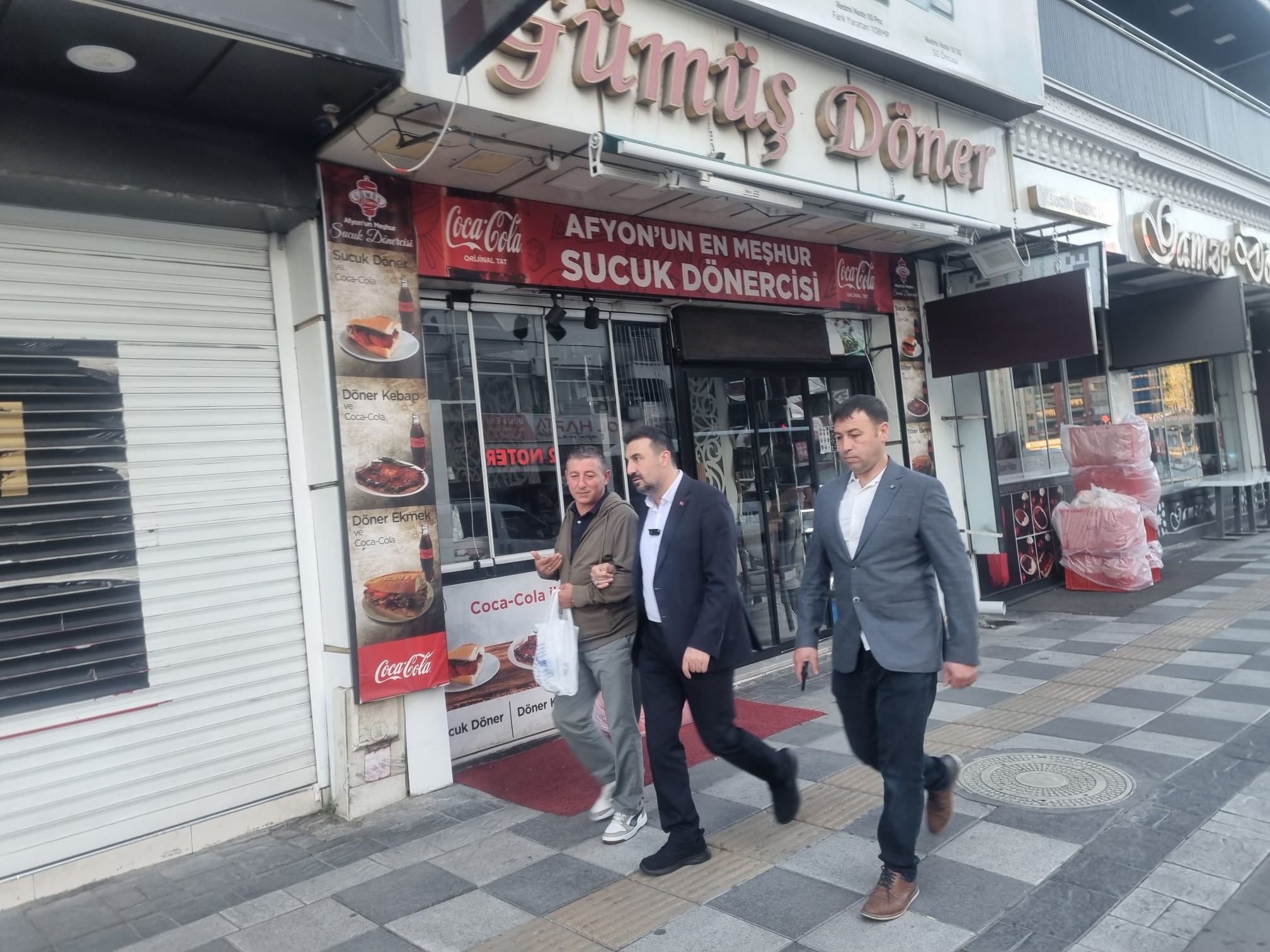 Özgür Kavak saat 06.00’da sahada: Afyon sokaklarını karış karış dolaşıyor