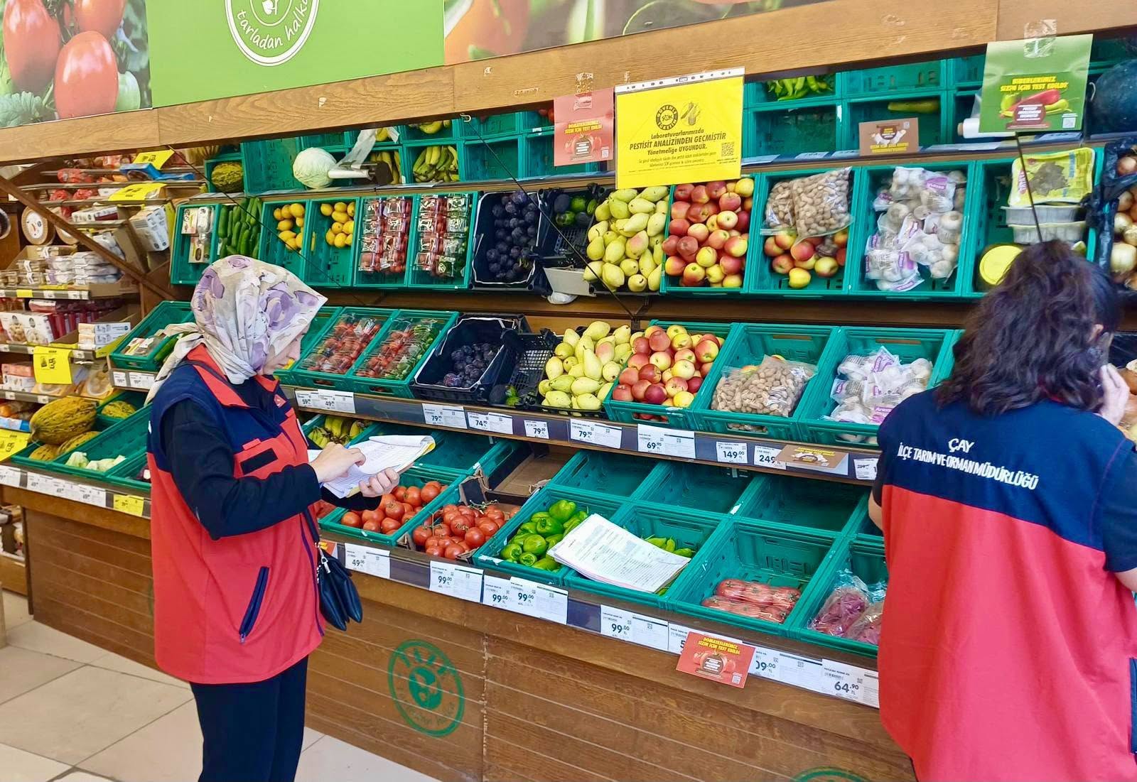 Üç harfli marketlerde fiyat takibi