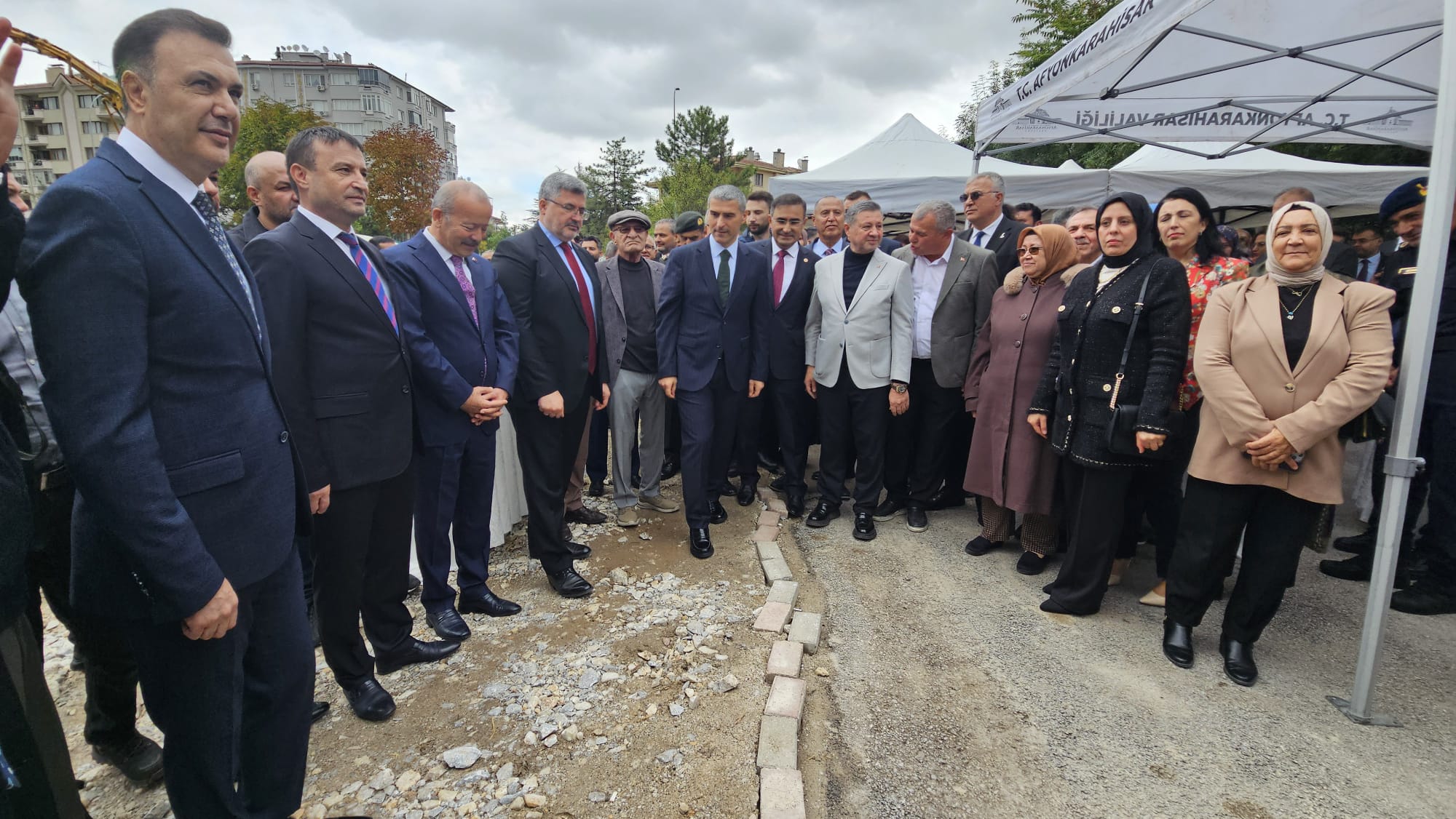 Devlet Hastanesi İsmail Kumartaşlı Semt Polikliniği’nin temeli atıldı 4 Devlet Hastanesi İsmail Kumartaşlı Semt Polikliniği’nin temeli atıldı