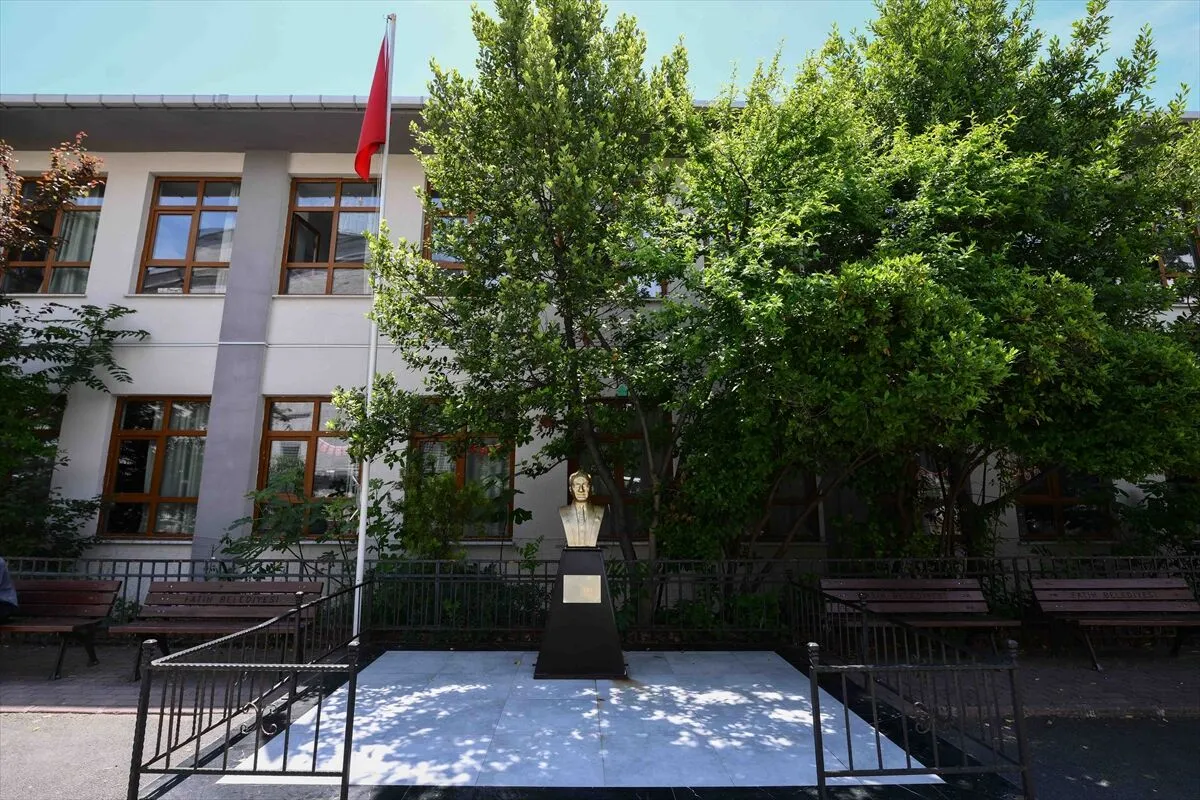 1485'te başlayan eğitim yolculuğu bugün de sürüyor