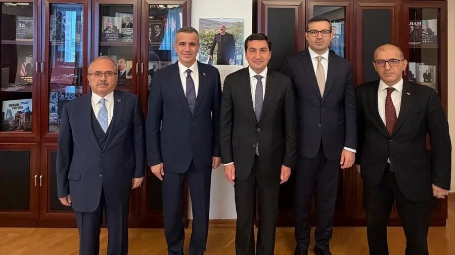 Türkiye ve Azerbaycan iletişimde işbirliğini güçlendiriyor