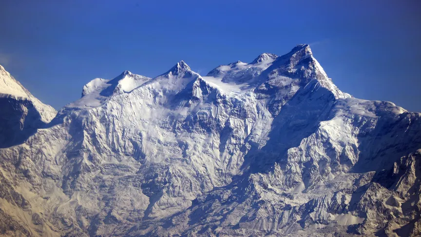 Himalayalar’da buzullar hızla eriyor