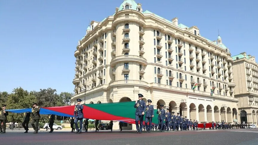 Azerbaycan’da 1130 şehit için vefa