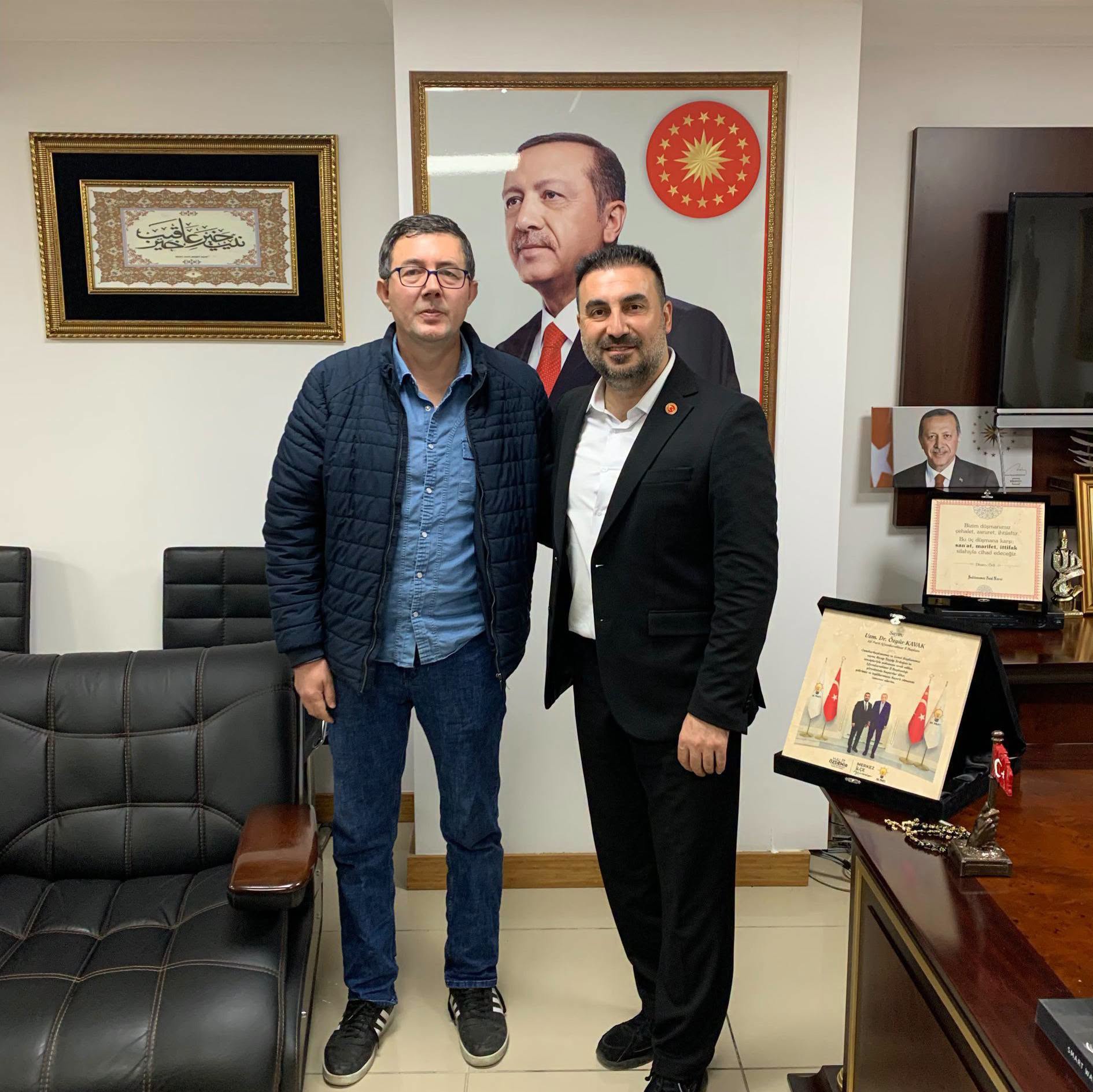 Özgür Kavak’a yoğun ziyaret trafiği