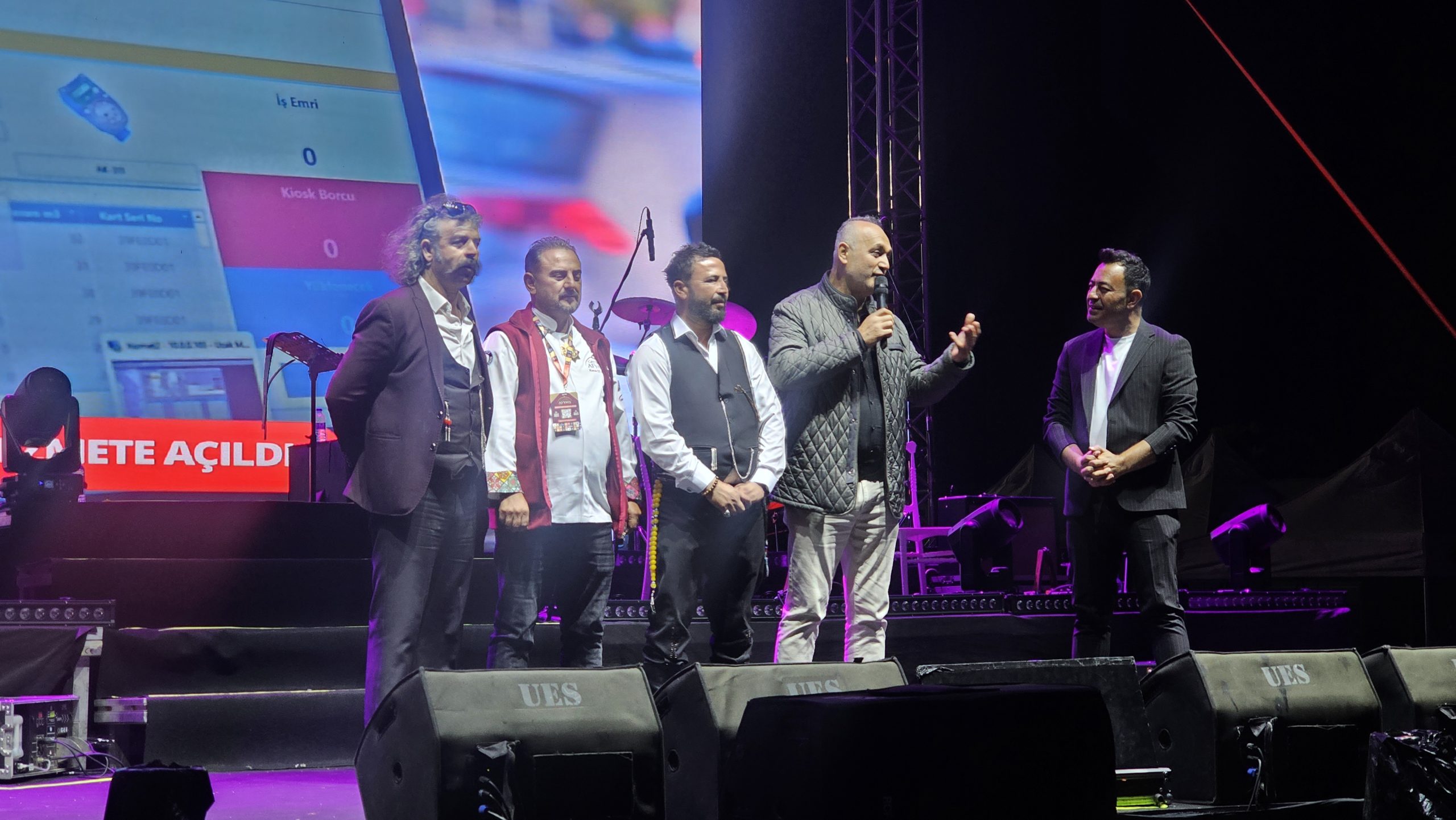 Gastro Afyon’un son gününde Pala Dayı ve İlkay Tınastepe’den Afyonlulara teşekkür