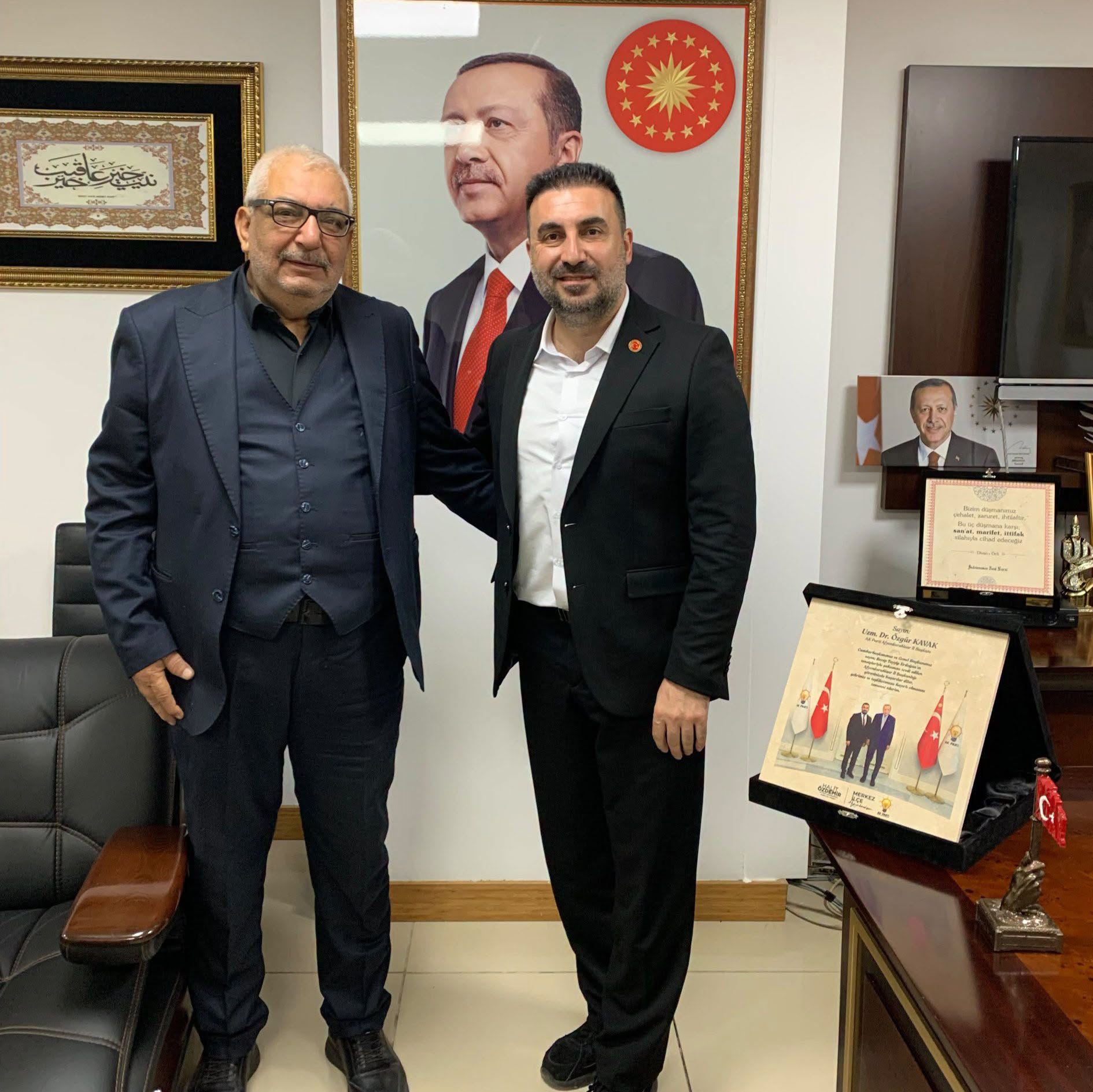 Özgür Kavak’a yoğun ziyaret trafiği