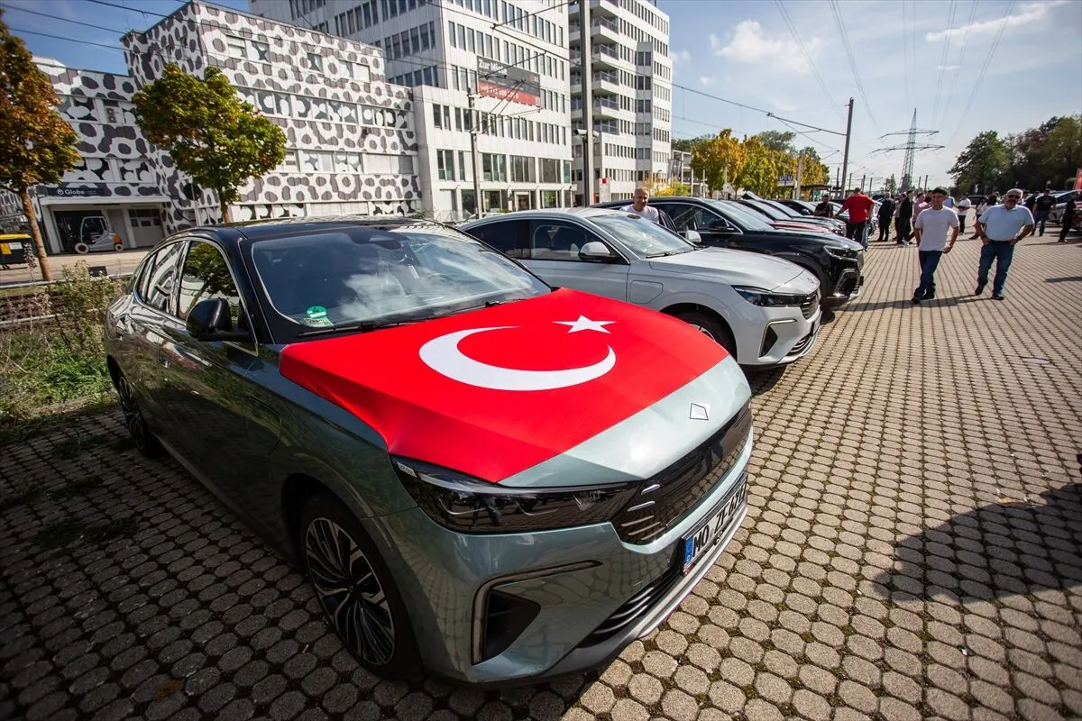 Almanya'daki Togg sahipleri yerli otomobile sahip çıkmak için güçlerini birleştiriyor