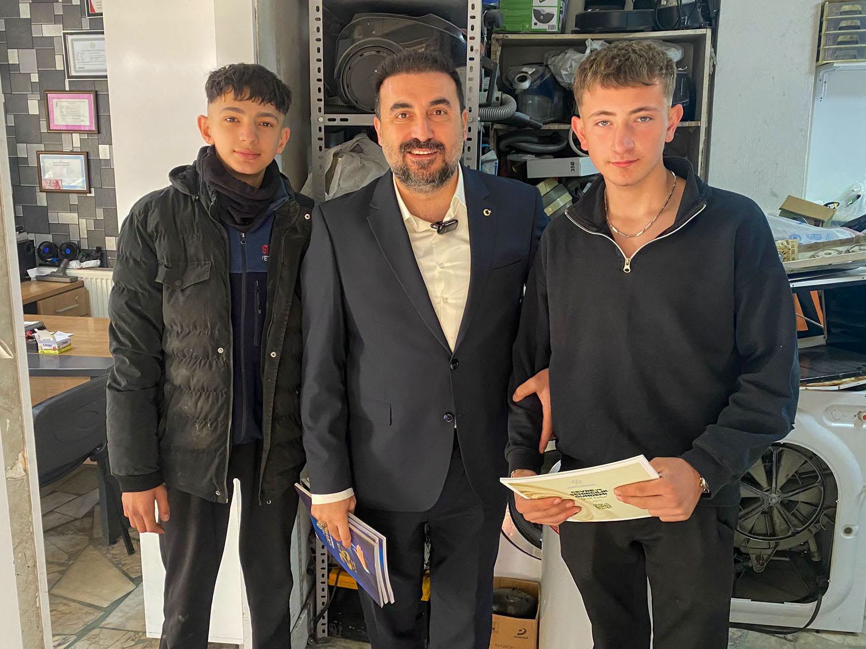 AK Parti teşkilatından esnaf ve vatandaşlara ziyaret