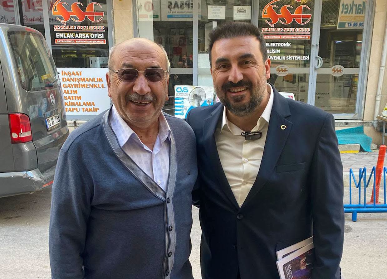 AK Parti teşkilatından esnaf ve vatandaşlara ziyaret