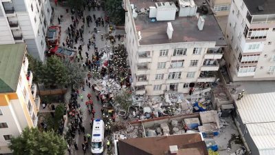 İstanbul Valiliği Maltepe Cevizli Mahallesi’nde meydana gelen bina göçüğünde yürütülen