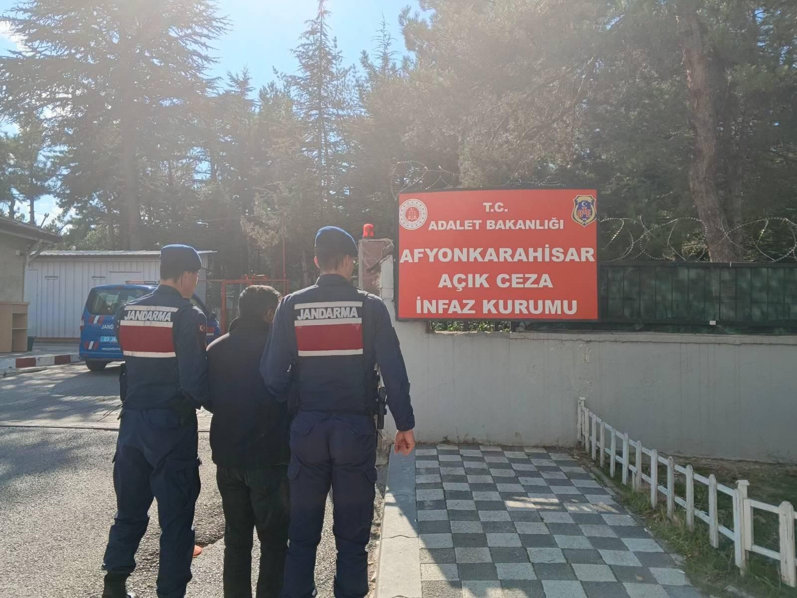Afyon’da bir haftada 50 kişi yakalandı, 15’i tutuklandı