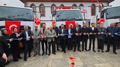 Afyonkarahisar Belediye Başkanı Burcu Köksal’ın katıldığı törende, yeni araçların kent