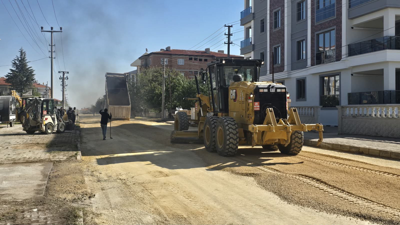 Bolvadin’de 2,5 milyon TL’lik asfalt yatırımı