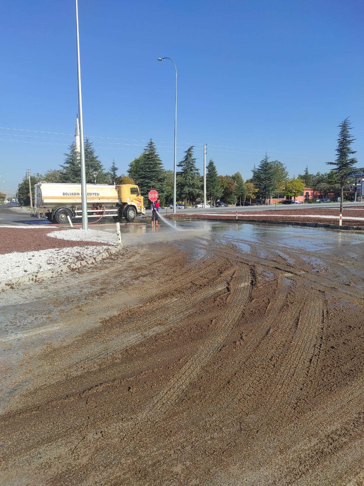 Bolvadin’de çevre yolu için gübre uyarısı