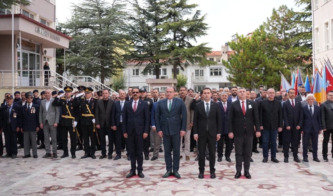 Program, ardından İlçe Şehitliği’nde okunan Kur’an-ı Kerim tilaveti ve yapılan