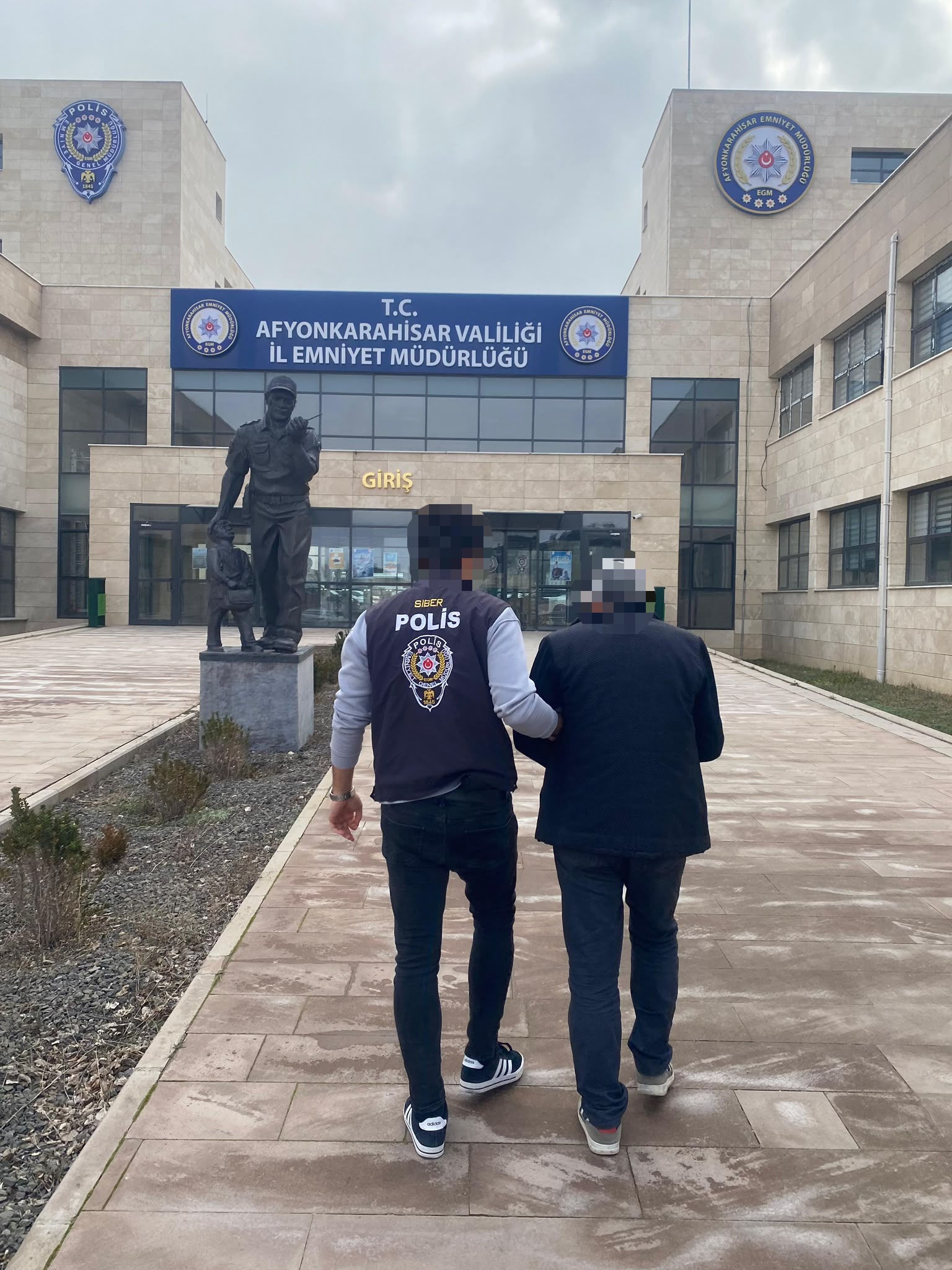 Dolandırıcılık operasyonundaki şüpheli tutuklandı