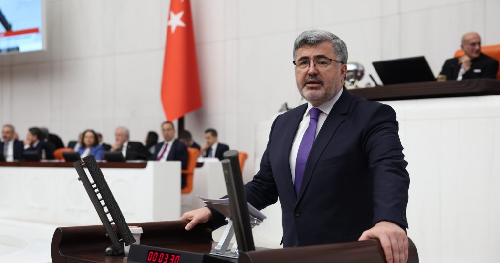 Ali Özkaya, yaptığı açıklamada çiftçilerin zararlarının karşılanması ve mağduriyetlerinin giderilmesi