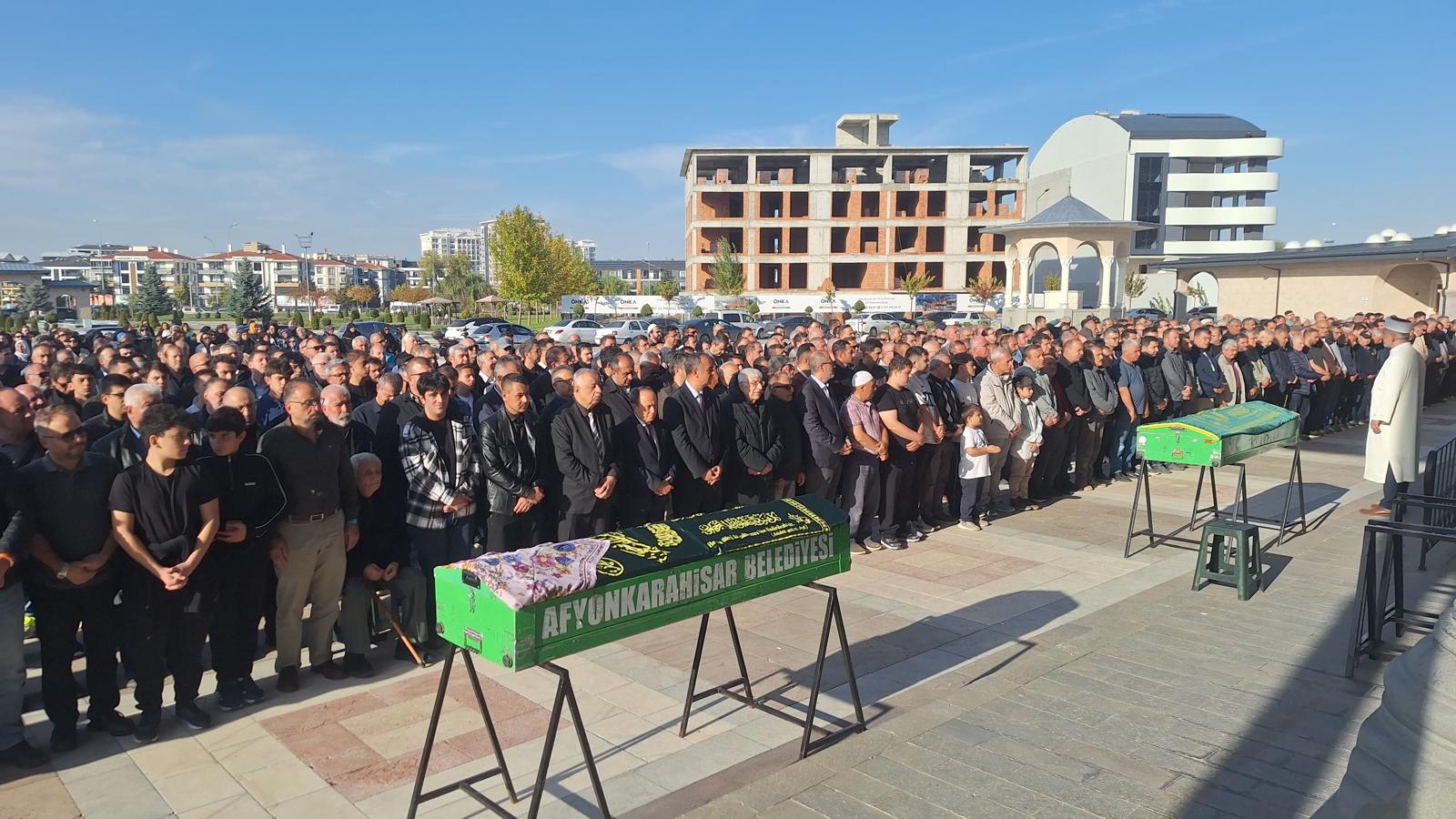 Dr. Alev Türe’nin annesi Zeynep Çelik toprağa verildi
