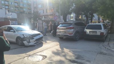 Osman Atilla Mahallesi istikametinde ilerleyen araç, 105. Cadde üzerinden yukarı