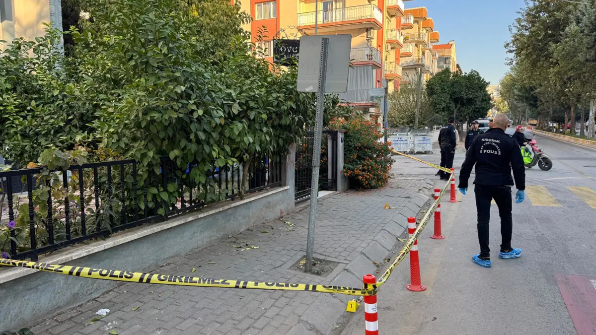 Aydın’ın Efeler ilçesi güne sarsıcı bir kadın cinayeti haberiyle uyandı.