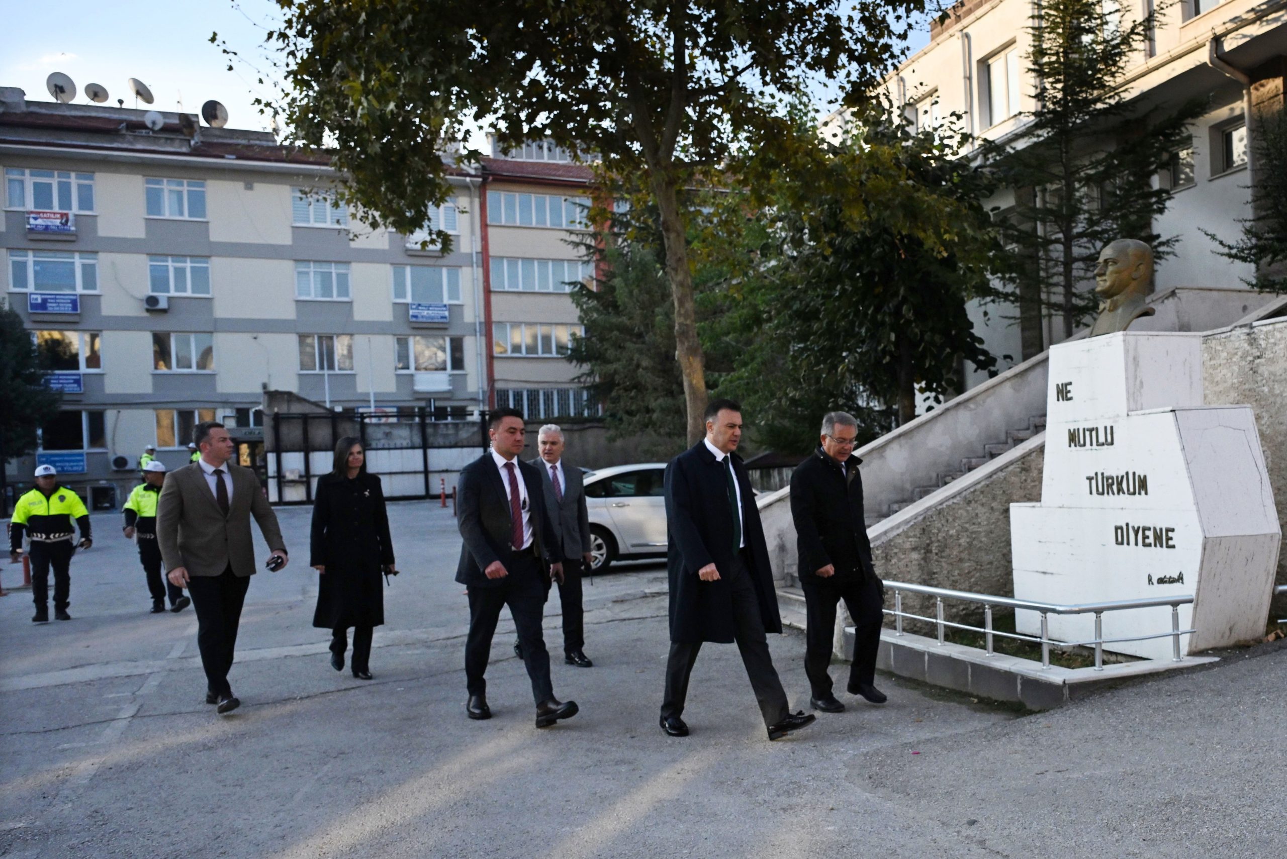 Emniyet Müdürü Demirtola’dan Afyon Lisesi’ne ziyaret
