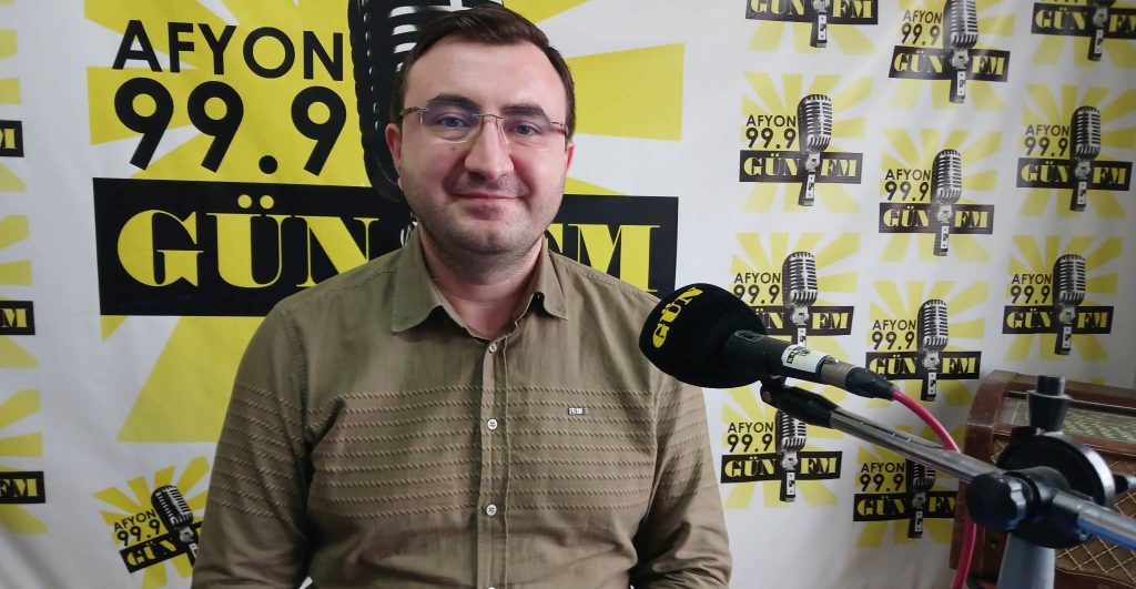 “Endoskopide ağızdan girilerek yemek borusu, mide ve onikiparmak bağırsağı görüntülenir”