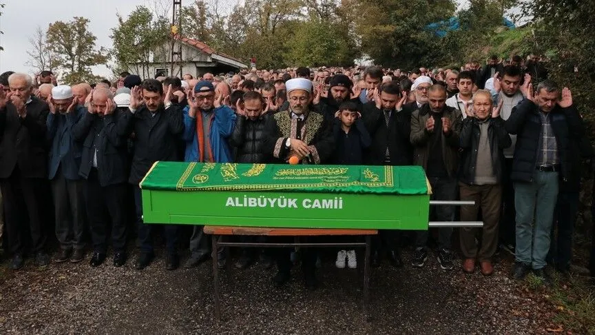 Gelik beldesi Dereiçi mevkisindeki özel kömür madeni ocağında dün grizu