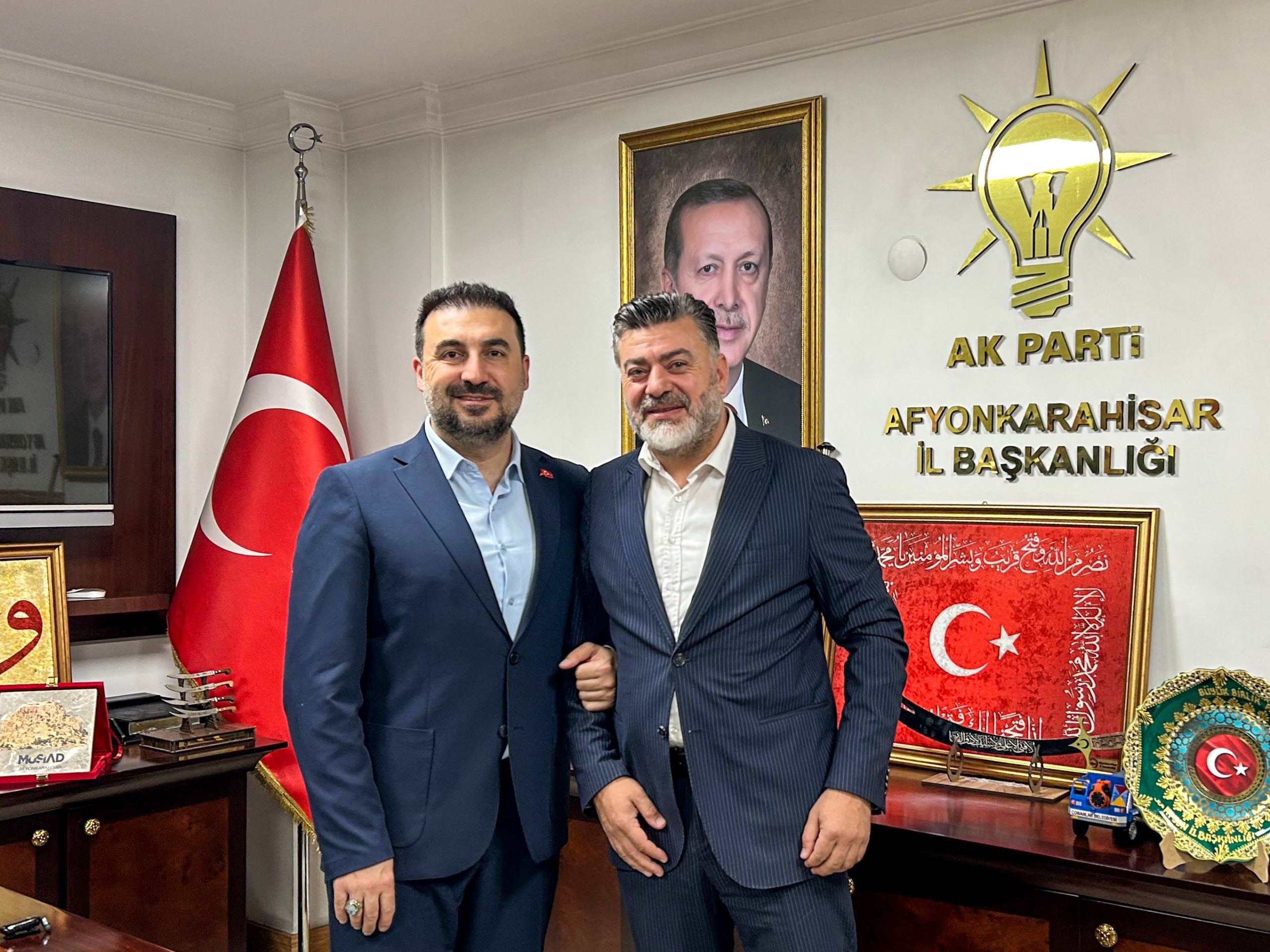 Muhtarlar Derneği Başkanı Suat Uygur’dan Özgür Kavak’a ziyaret