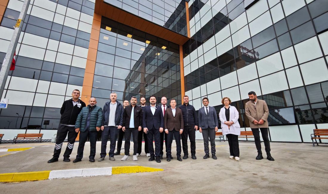 İl Başkan Yardımcıları ve İl Yönetim Kurulu üyelerinden oluşan heyetle