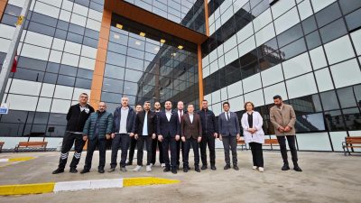 İl Başkan Yardımcıları ve İl Yönetim Kurulu üyelerinden oluşan heyetle