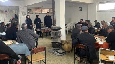 Vatandaşların bilgilendirilmesi amacıyla gerçekleştirilen seminerde, silah ruhsatı sahibi kişilere yönelik