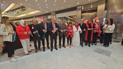 Kadınların el emeği ve göz nuruyla hazırladığı eserler, Cumhuriyet’in değerlerini