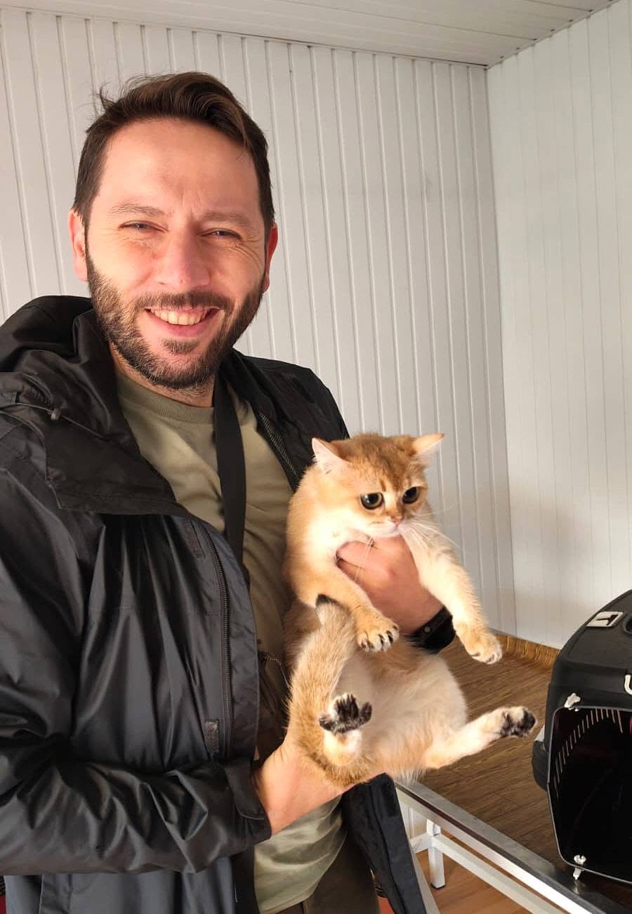 Kedi ve köpekler mikroçip ile kayıt altına alınıyor