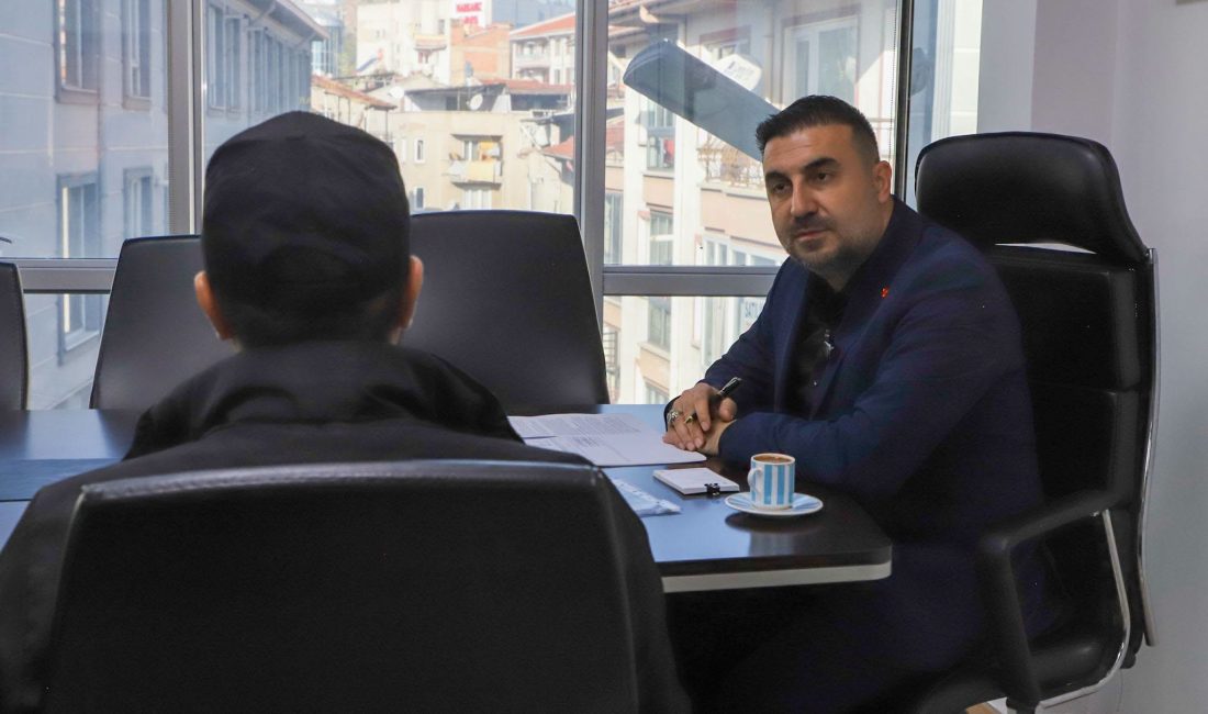 AK Parti Afyonkarahisar İl Başkanlığından yapılan paylaşımda, Kavak’ın güne vatandaşlarla