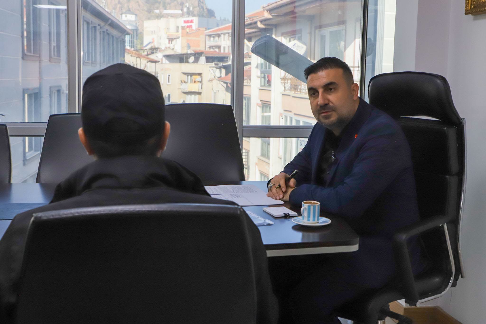 AK Parti Afyonkarahisar İl Başkanlığından yapılan paylaşımda, Kavak’ın güne vatandaşlarla