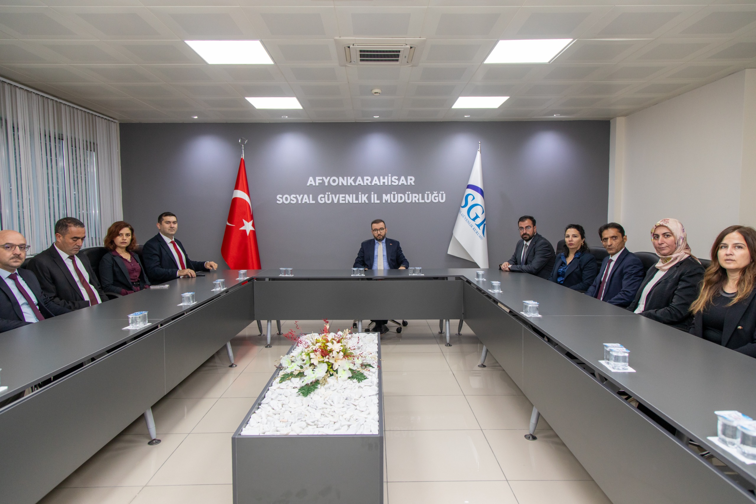 SGK Başkanı Elitaş, Afyonkarahisar’a geldi 19 SGK Başkanı Elitaş, Afyonkarahisar’a geldi