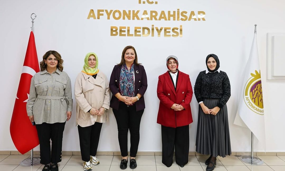 Gerçekleştirilen ziyarette karşılıklı görüş alışverişinde bulunuldu. Burcu Köksal, ziyaretleri dolayısıyla